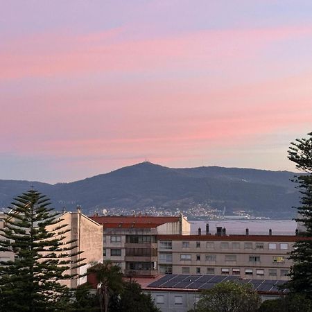 Moderno Apartamento Con Vistas A La Ria De Vigo Exterior photo